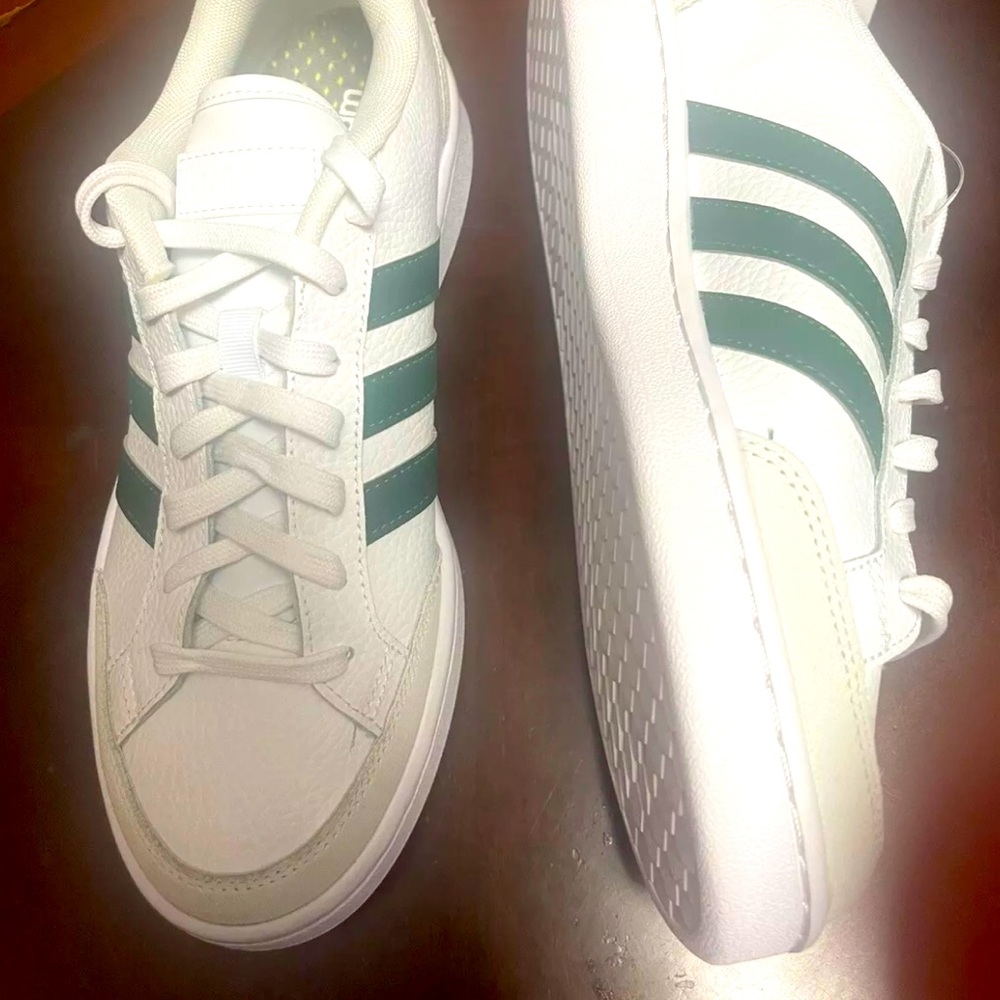 Adidas Grand Court SE 8. White/green